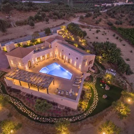 A Stonebuilt Fortress With Breathtaking Seaviews! Villa