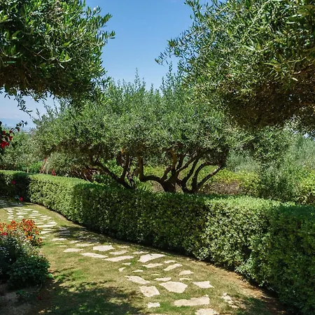 Elegant Stone With Private Pool & Sunset Views