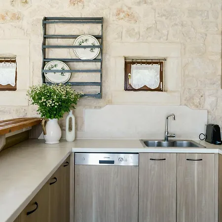 Elegant Stone With Private Pool & Sunset Views Villa